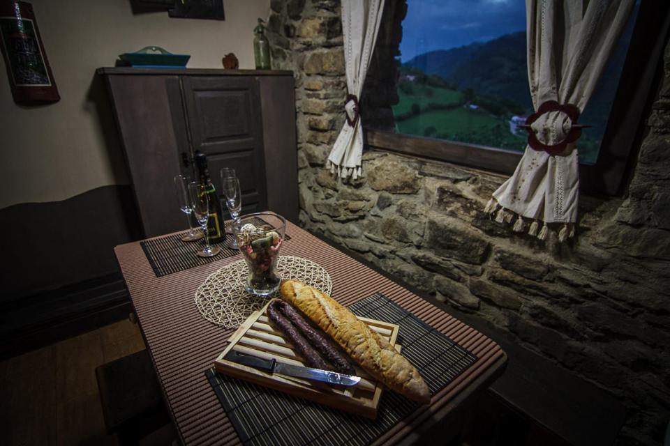 El Cobijo De Villar Mieres  Buitenkant foto
